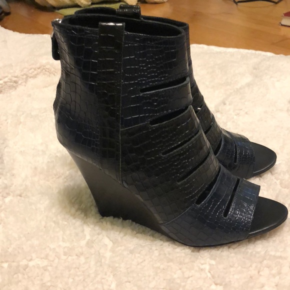 Rebecca Minkoff heels - Picture 2 of 5